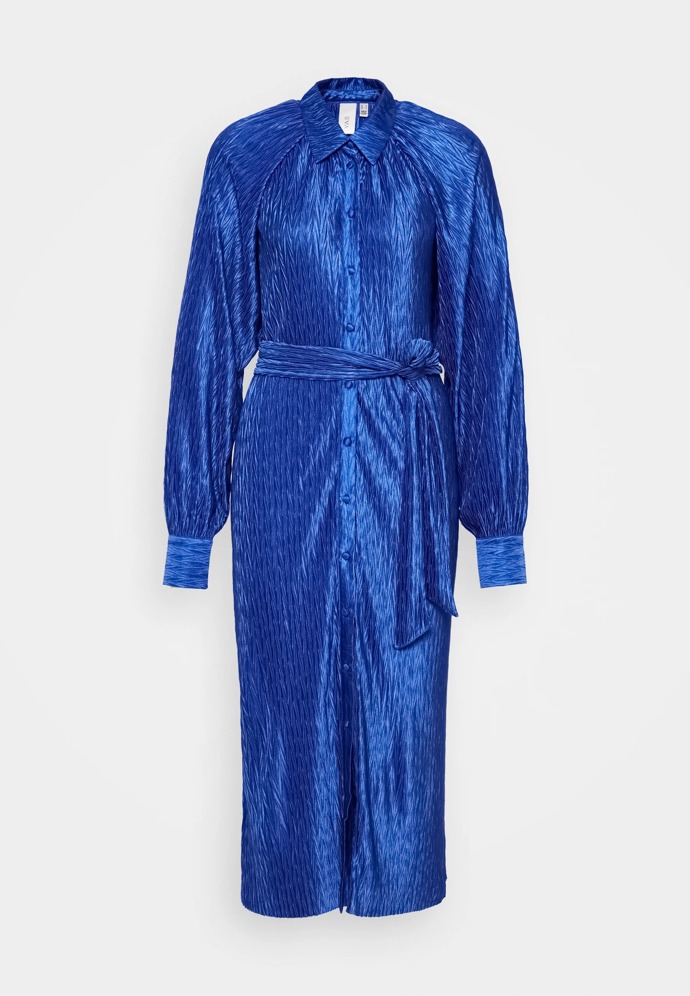 YAS, Zalando, 1440 Kč
YAS, Zalando, 1440 Kč