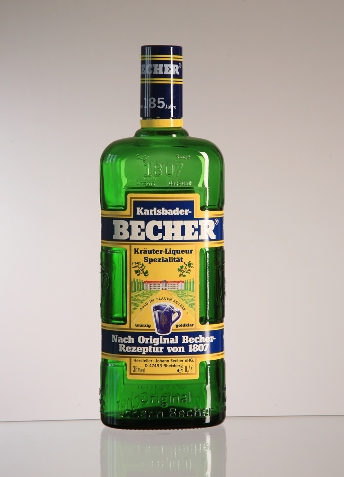 Klasická láhev Becherovky
Klasická láhev Becherovky