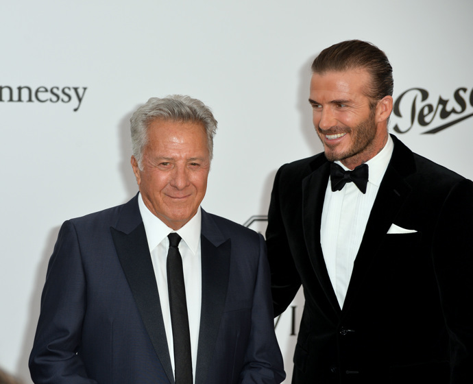 David Beckham spolu s Dustinem Hoffmanem na 24. galavečeru amfAR v Cannes v hotelu du Cap-Eden-Roc v Antibes.
