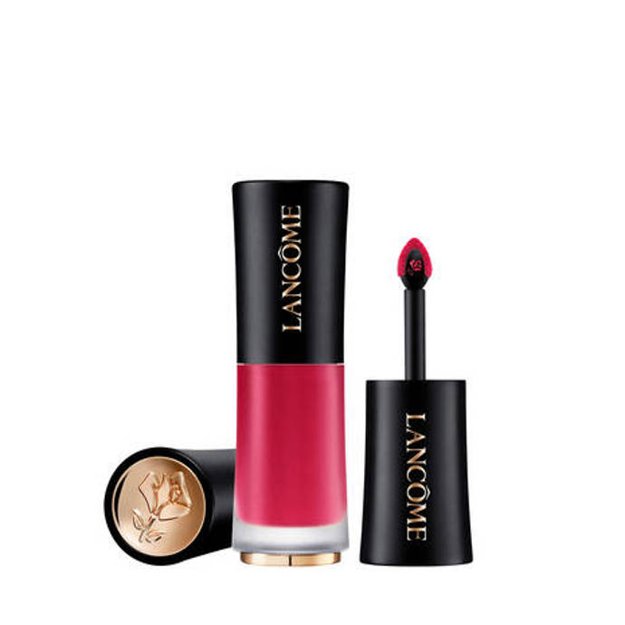 Dlouhotrvající matná tekutá rtěnka L’Absolu Rouge Drama Ink – odstín 368 Rose Lancôme, Lancôme, 900 Kč
Dlouhotrvající matná tekutá rtěnka L’Absolu Rouge Drama Ink – odstín 368 Rose Lancôme, Lancôme, 900 Kč