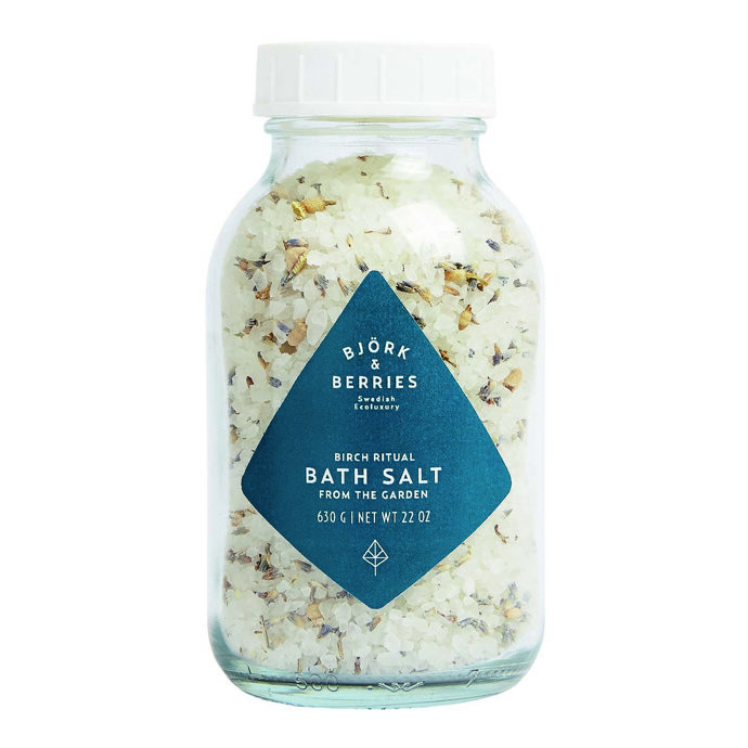 Sůl do koupele Bath Salt From the Garden, Björk & Berries, 630 g, 719 Kč
Sůl do koupele Bath Salt From the Garden, Björk & Berries, 630 g, 719 Kč