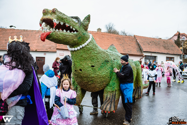 Jedna z tradičních milevských maškar
