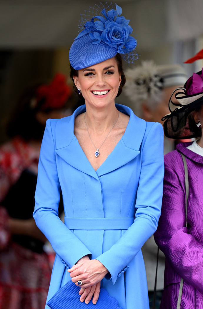 Kate Middleton na ceremonii rytířského řádu The Order of The Garter.
Kate Middleton na ceremonii rytířského řádu The Order of The Garter.