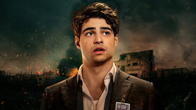 Rekrut

Pokud máte náladu na něco akčnějšího, pak je nyní na Netflixu dostupný nový seriál Rekrut, kde hraje hlavní roli Noah Centineo. Pojednává o právníkovi ze CIA, který vstoupí do nebezpečného světa mezinárodní špionáže.
