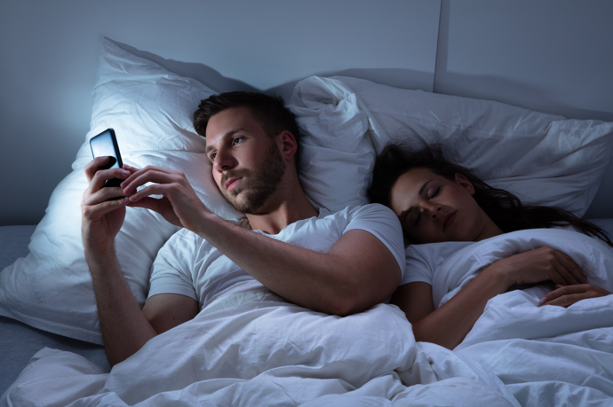 Myšlenky na podvádění jsou pouze prvním impulsem pro podvádění samotné.
Myšlenky na podvádění jsou pouze prvním impulsem pro podvádění samotné.