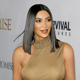 Kim Kardashian držela Atkinsonovu dietu v roce 2015 po porodu syna Sainta Westa, kdy v krátké době zhubla 11 kilo. Jak uvedla pro americké módní noviny Women's Wear Daily, bylo to těžké, protože miluje sladké. Dodala také, že ráda cvičí a uvědomuje si, že to bez pohybu by takových výsledků nedosáhla. 
