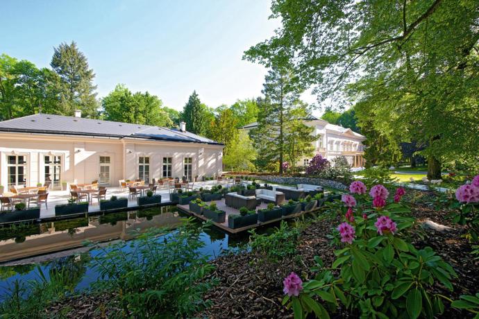 Zámek Ratměřice hotel & resort
Zámek Ratměřice hotel & resort