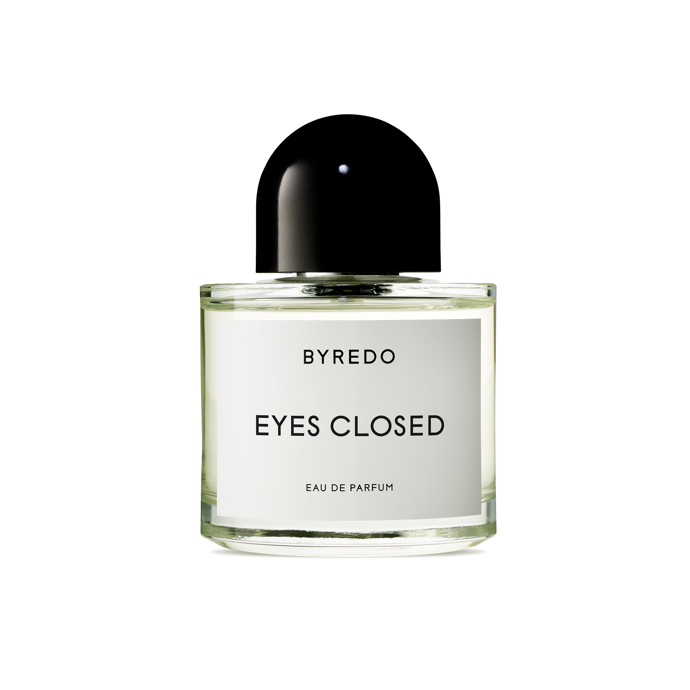 Eyes Closed, Byredo (EdP, 50 ml, 3700 Kč)
Orientální a kořeněná vůně vytvářející mimořádný příběh ponořený do hlubokých emocí.
Eyes Closed, Byredo (EdP, 50 ml, 3700 Kč)
Orientální a kořeněná vůně vytvářející mimořádný příběh ponořený do hlubokých emocí.