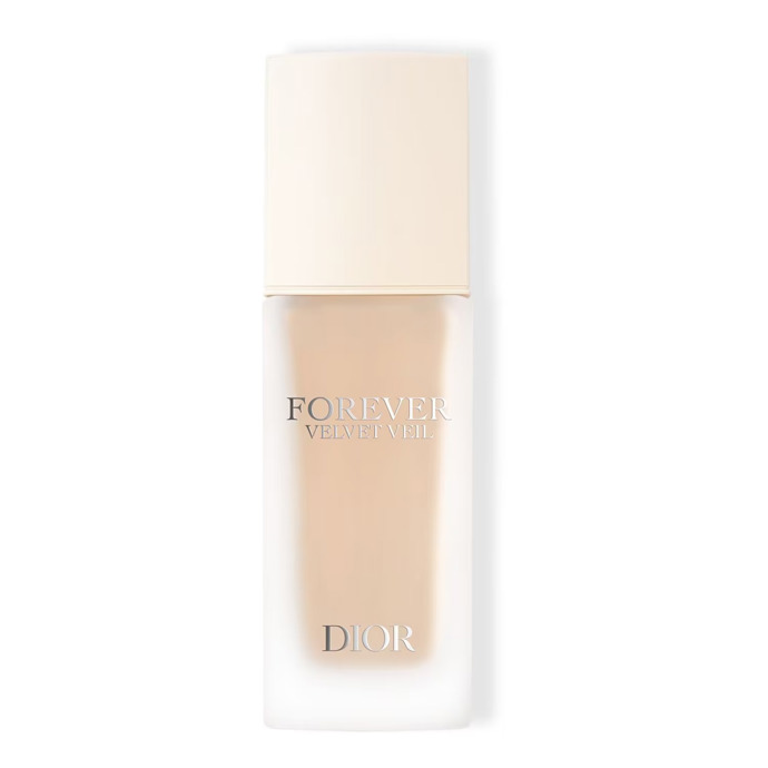 Zmatňující podkladová báze Forever Velvet Veil, Dior, 1380 Kč
