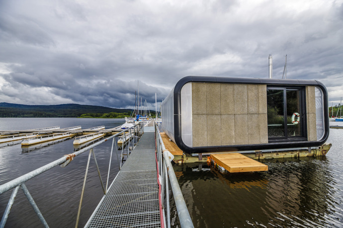 Lipno, kterému se říká české moře, bylo jednoznačnou volbou. Východ slunce a mlžný opar nad ranní vodní hladinou, stejně tak zapadající slunce s jedinečným výhledem je nezapomenutelným zážitkem.
Lipno, kterému se říká české moře, bylo jednoznačnou volbou. Východ slunce a mlžný opar nad ranní vodní hladinou, stejně tak zapadající slunce s jedinečným výhledem je nezapomenutelným zážitkem.