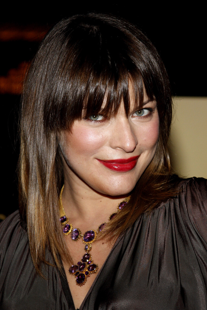 Milla Jovovich během let