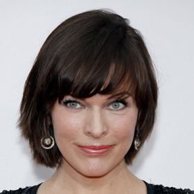 Milla Jovovich během let