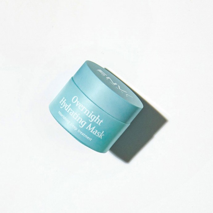 Noční hydratační maska Overnight Hydrating Mask, Envy Therapy, 1100 Kč
Noční hydratační maska Overnight Hydrating Mask, Envy Therapy, 1100 Kč