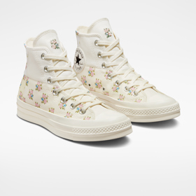 Chuck 70 Patchwork Floral, Converse, 2590 Kč
