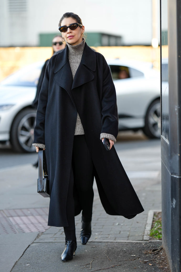 Další z jednoduchých, a přitom stylových outfitů.
Další z jednoduchých, a přitom stylových outfitů.