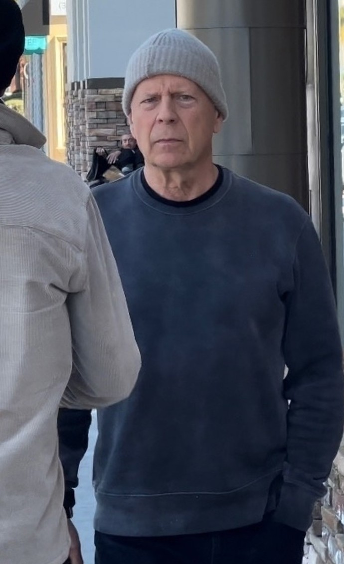 Bruce Willis během let