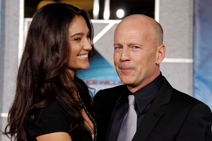 Bruce Willis během let