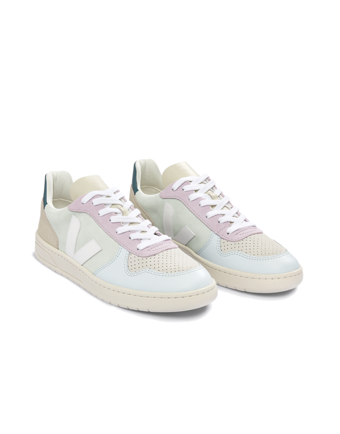 Tenisky V-10 Jade White-Multico, Veja, 4499 Kč, Nila
Tenisky V-10 Jade White-Multico, Veja, 4499 Kč, Nila