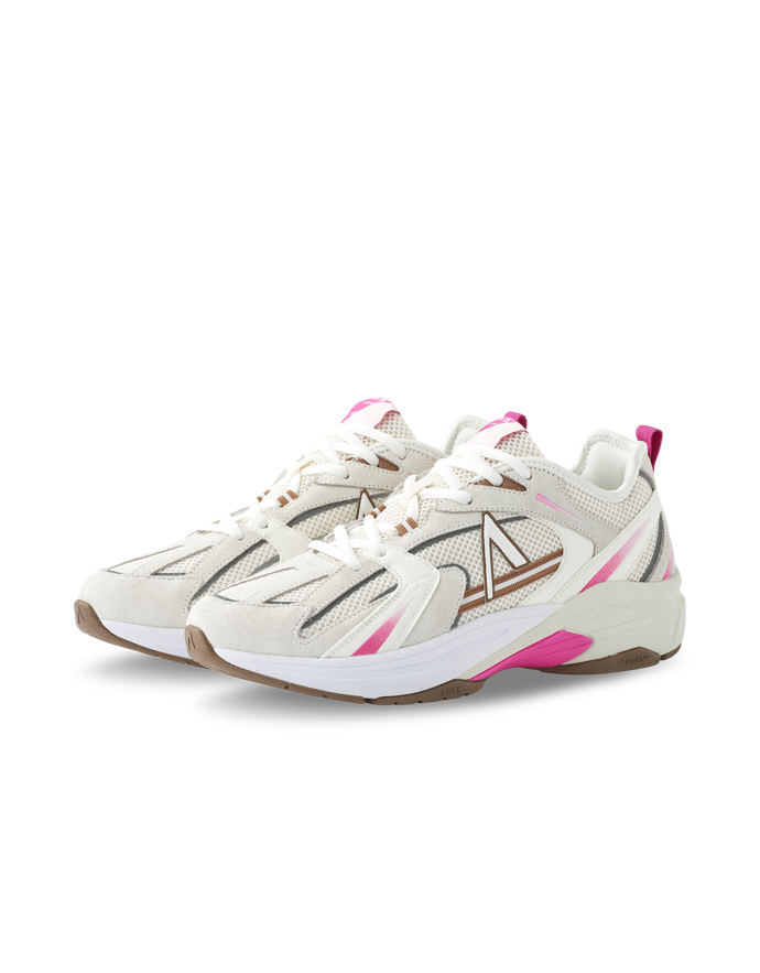 Tenisky Oserra Fandango Pink, ARKK Copenhagen, 3699 Kč, Nila
Tenisky Oserra Fandango Pink, ARKK Copenhagen, 3699 Kč, Nila