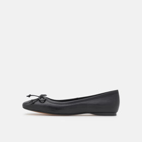 Černé baleríny, Zign, Zalando, 1440 Kč

