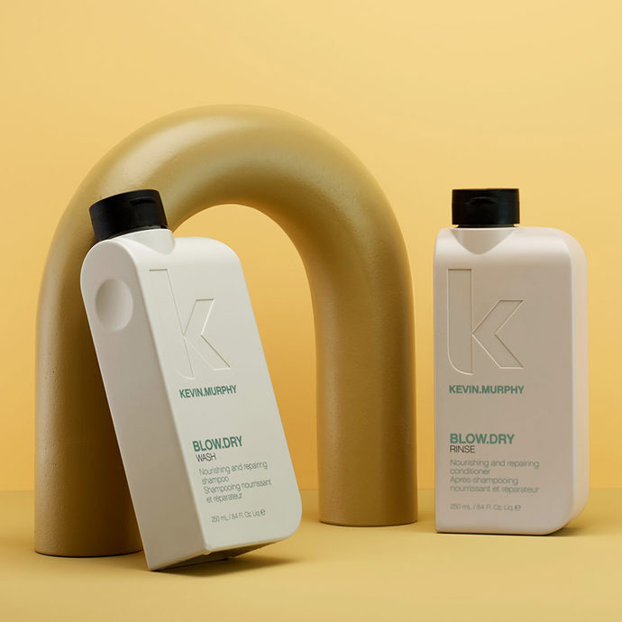 Šampon a kondicionér Blow.Dry, Kevin.Murphy, od 880 Kč
Šampon a kondicionér Blow.Dry, Kevin.Murphy, od 880 Kč