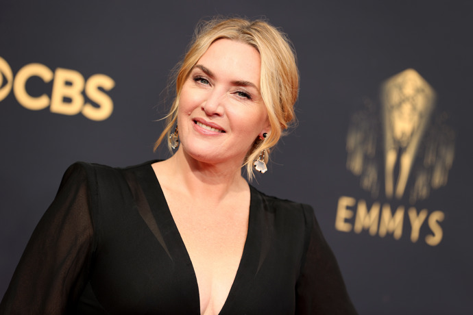 Původně mělo obsazení snímku vypadat úplně jinak. Producenti přemýšleli nad obsazením Cameron Diaz, Cate Blanchet, Toni Collete nebo Kate Winslet. Nakonec si ale jejich srdce získala Renée Zellweger, a to i přesto, že měla silný americký přízvuk. Mimochodem, následně Renée spolupracovala s jazykovou expertkou, díky které byl její přednes „britštější“.
