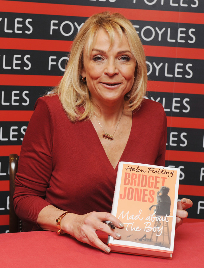 Autorka knižní předlohy Helen Fielding  je blízkou přítelkyní režisérky Sharon Maguire. Sharon se dokonce stala předlohou pro postavu Bridgetiny kamarádky Shazzer. „Jsem ráda, že jsem byla inspirací pro Helen. Pravdou ale zůstává, že Shazzer je mnohem zábavnější než já,“ řekla Sharon Maguire pro The Telegraph.
