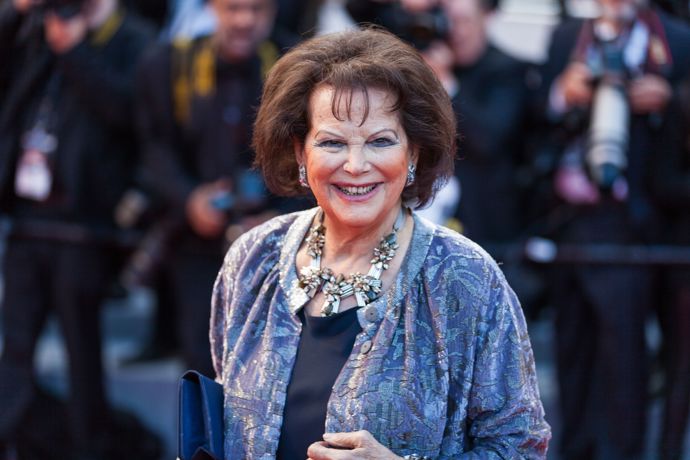 Claudia Cardinale v roce 2018 na filmovém festivalu v Cannes.
Claudia Cardinale v roce 2018 na filmovém festivalu v Cannes.