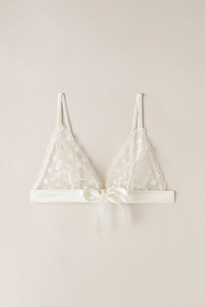 Trojúhelníková podprsenka Love Cadeau, Intimissimi, 849 Kč
Trojúhelníková podprsenka Love Cadeau, Intimissimi, 849 Kč