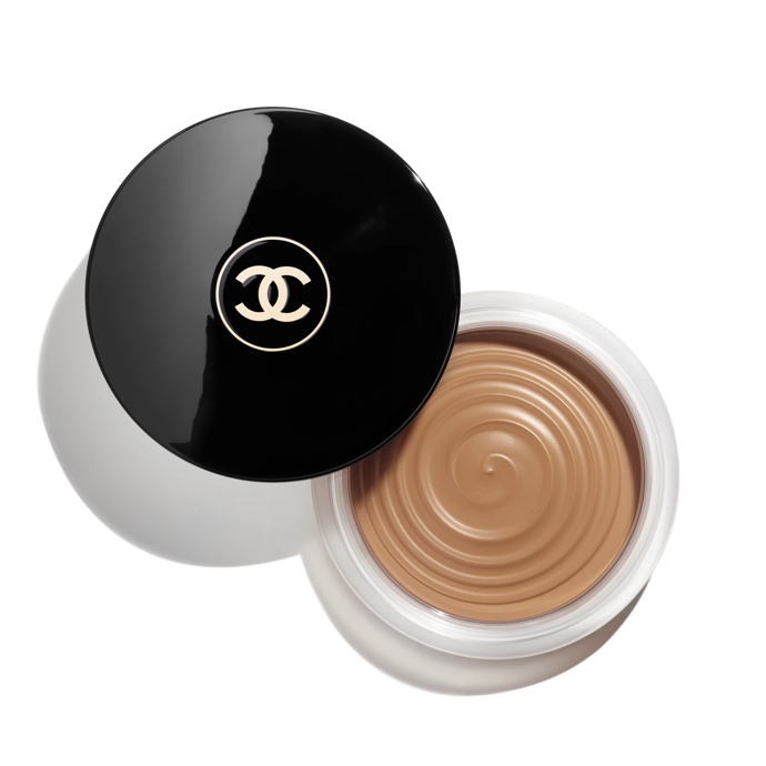 Healthy Glow Bronzing Cream, Chanel, 1280 Kč
Healthy Glow Bronzing Cream, Chanel, 1280 Kč