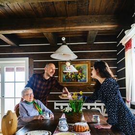 Roubenka inspirovaná babiččiným kouzlem: Splněný sen v Beskydech.
