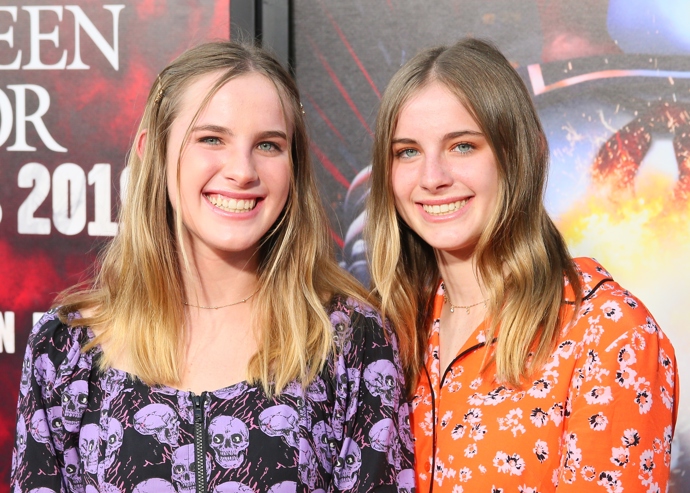 Noelle a Cali Sheldon je dnes 20 let. Noelle nyní začíná jako herečka, režisérka a scénáristka. Menší role hraje dnes i její sestra Cali.
