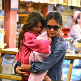 Katie Holmes byla pro dceru vždy velkou oporou.
