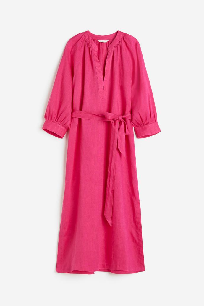 lněné šaty Viva Magenta, H&M, 1299 Kč
lněné šaty Viva Magenta, H&M, 1299 Kč