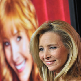 Lisa Kudrow vystudovala Vassar College, kterou dokončila v roce 1985 s titulem z biologie. 
