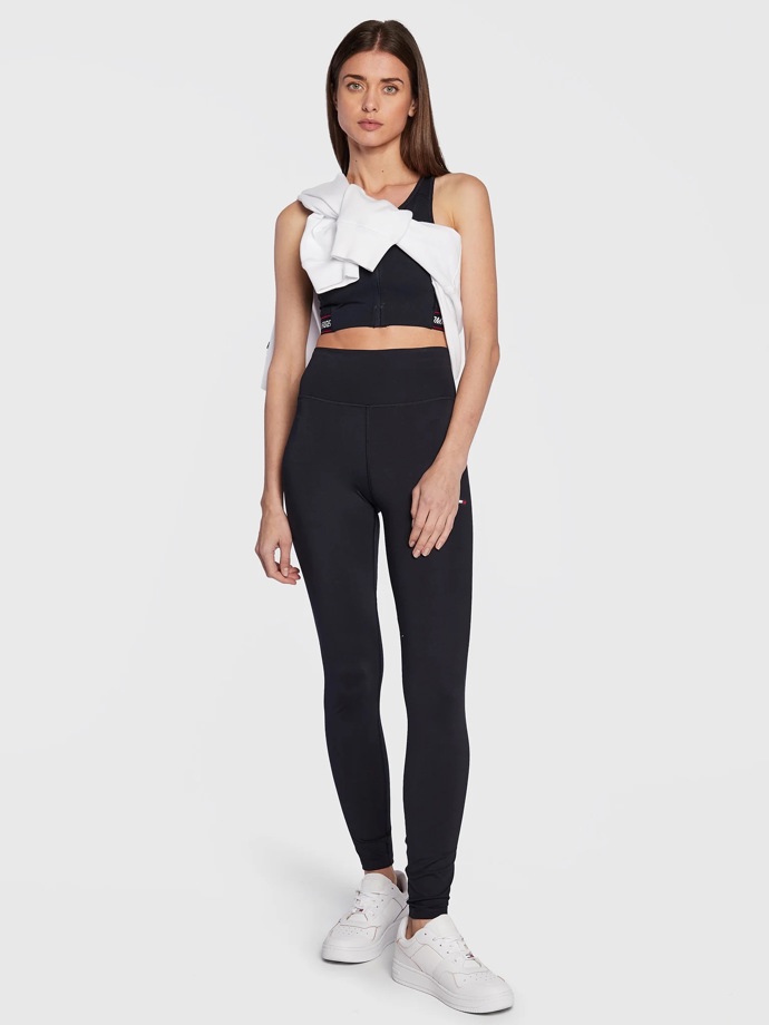 Značka legín: Tommy Hilfiger
Značka legín: Tommy Hilfiger