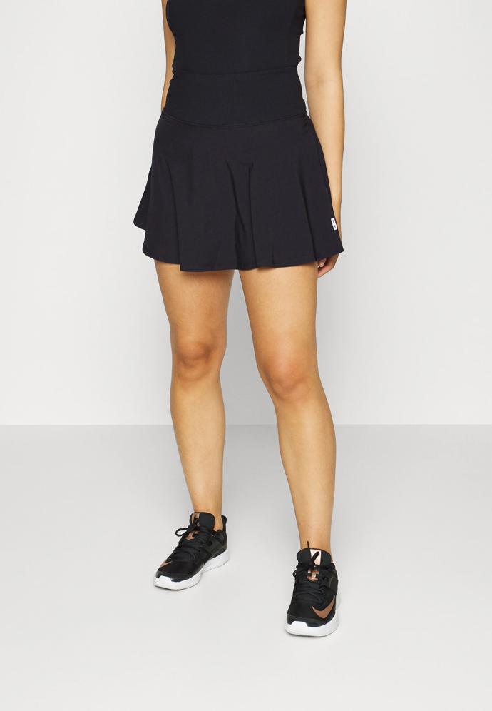 Černá tenisová sukně, Björn Borg, Zalando, 1 520 Kč
Černá tenisová sukně, Björn Borg, Zalando, 1 520 Kč