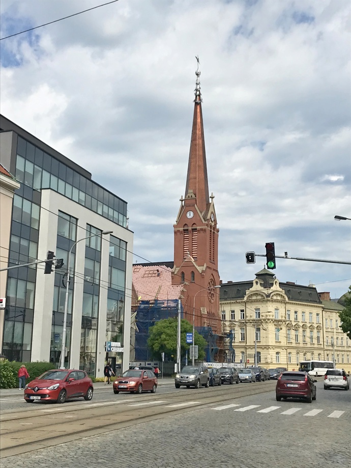 Galerie: Průběh přestavby Červeného kostela Galerie: Průběh přestavby Červeného kostela