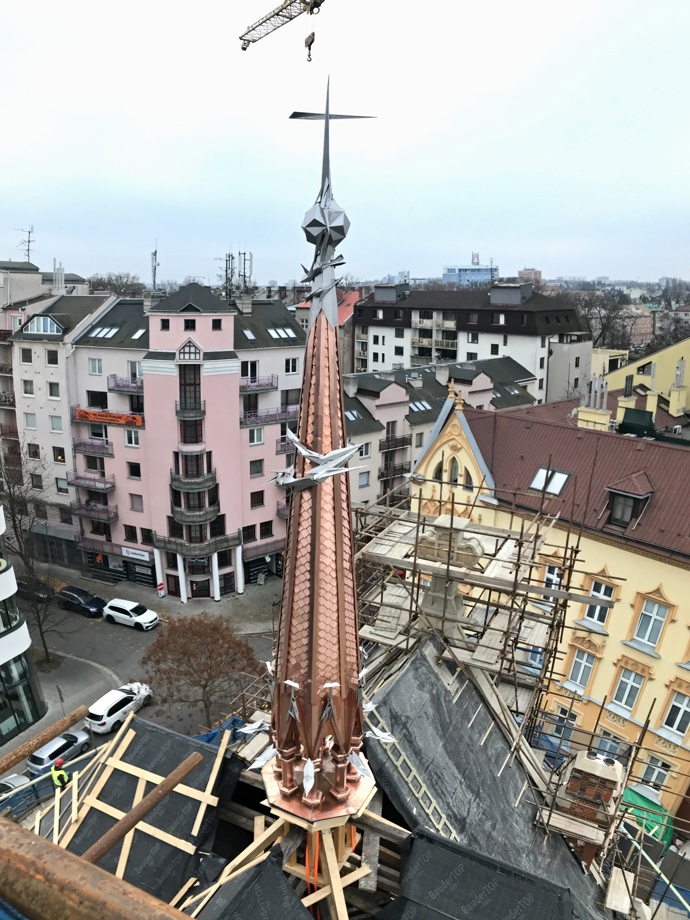 Galerie: Průběh přestavby Červeného kostela Galerie: Průběh přestavby Červeného kostela