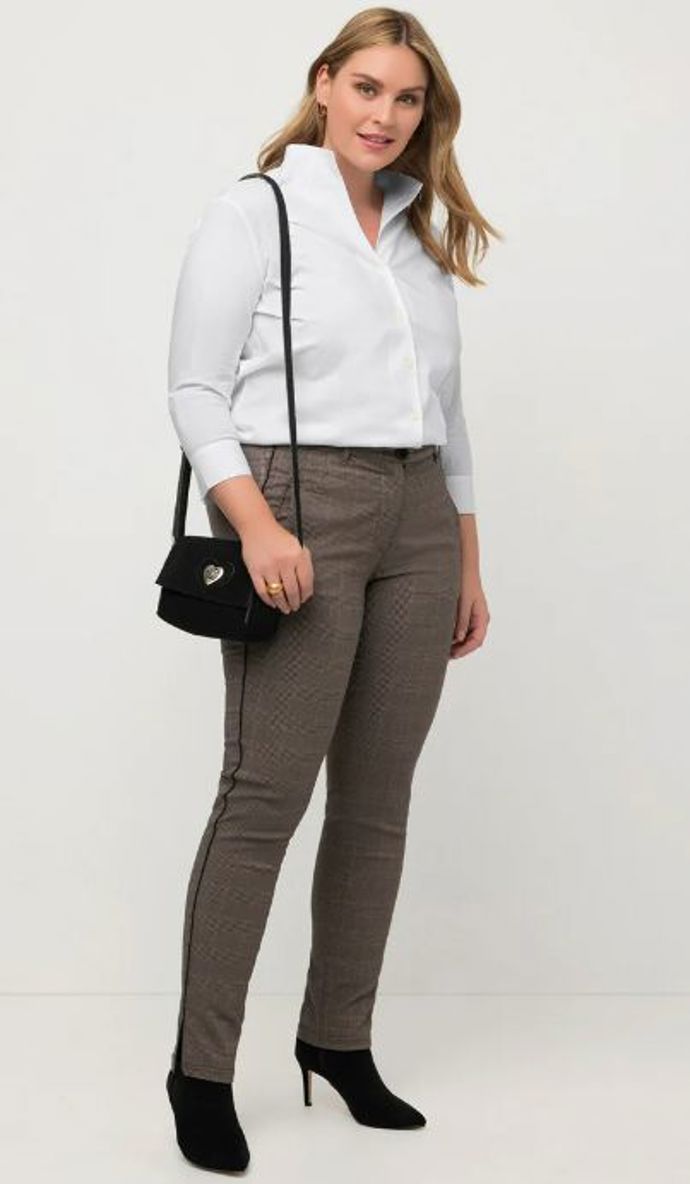 Bílá košile Ulla Popken ve velikosti plus size, 1799 Kč
Bílá košile Ulla Popken ve velikosti plus size, 1799 Kč