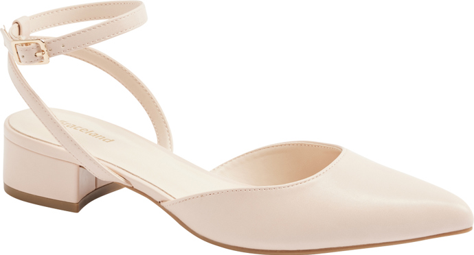 Krémové sandálky, Deichmann, 699 Kč
Krémové sandálky, Deichmann, 699 Kč