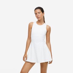 Bílé tenisové šaty, H&M, 899 Kč
