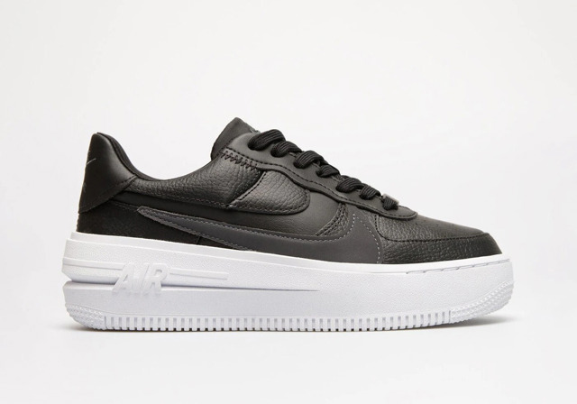tenisky nike