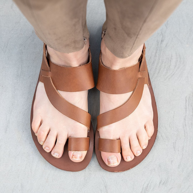 barefoot