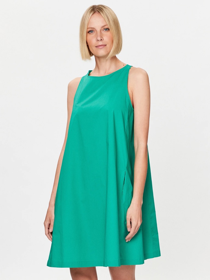 Značka šatů: United Colors of Benetton
Značka šatů: United Colors of Benetton