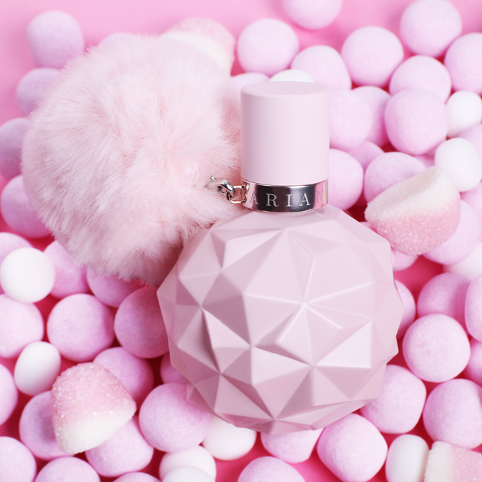 Parfém Sweet Like Candy, Ariana Grande, 100 ml, 1890 Kč
Parfém Sweet Like Candy, Ariana Grande, 100 ml, 1890 Kč