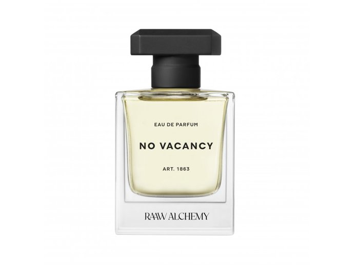 A u vůní ještě zůstaneme. Parfém Raaw Alchemy s názvem No Vacancy si zamilují všichni milovníci pomela, svěžích citrusů a tropického jasmínu. 

Parfémová voda No Vacancy - Raaw Alchemy, Líčírna, 2590 Kč
