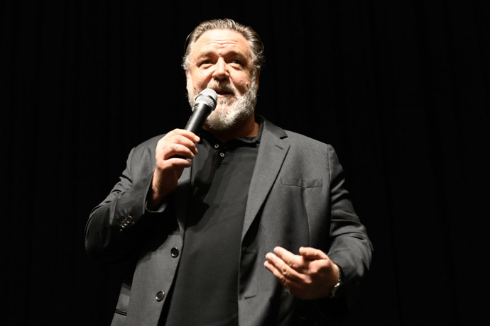 Russell Crowe okouzlil Karlovy Vary.
