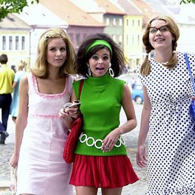 Tři hlavní hrdinky filmu – Zuzana Norisová, Alžběta Stanková a Anna Veselá.
