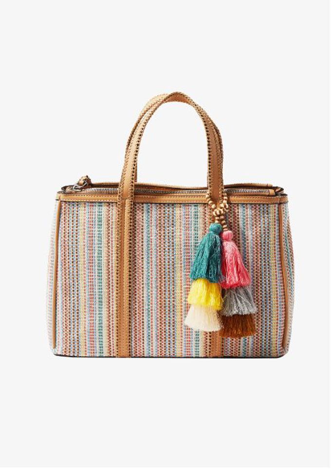 Letní kabelka v boho stylu Parfois, Zalando, 910 Kč
Letní kabelka v boho stylu Parfois, Zalando, 910 Kč